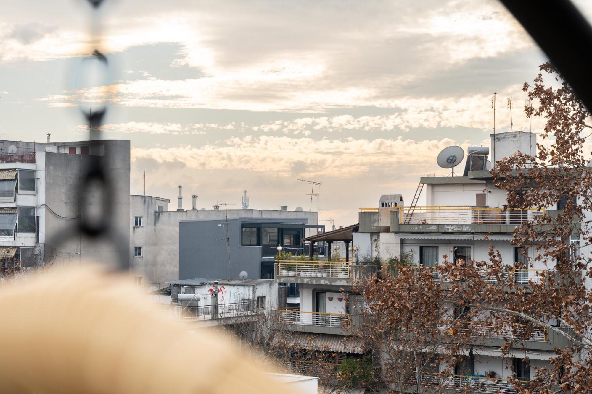 Pomegranate Luxury Penthouse Maisonette With Beautiful Terrace & Free Parking By Binobi ! テッサロニキ エクステリア 写真