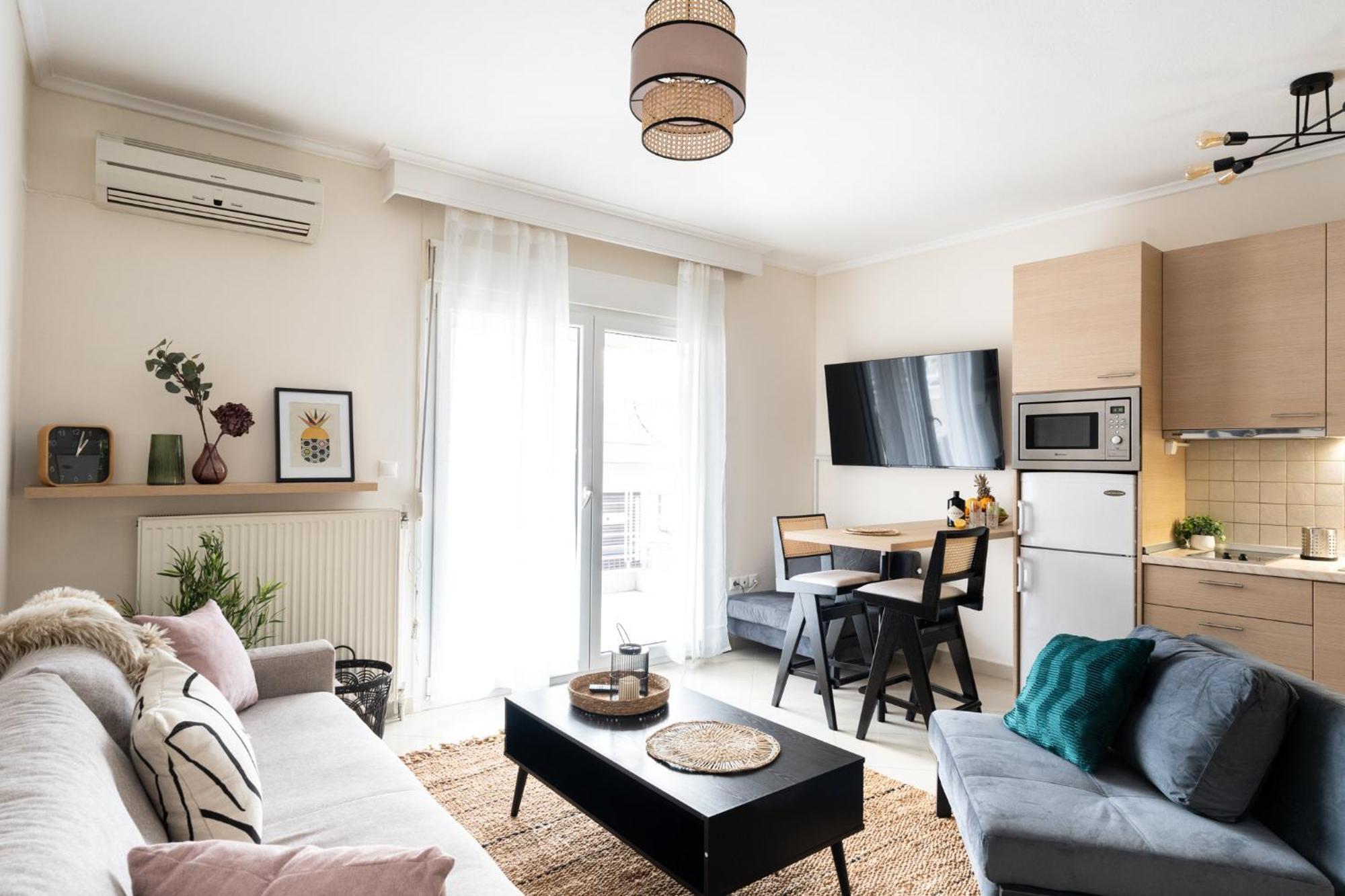 Pomegranate Luxury Penthouse Maisonette With Beautiful Terrace & Free Parking By Binobi ! テッサロニキ エクステリア 写真